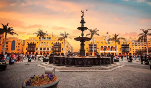 Lima Plaza