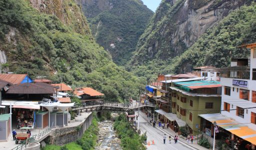 Machu_Picchu,_Peru_-_Laslovarga_(262)
