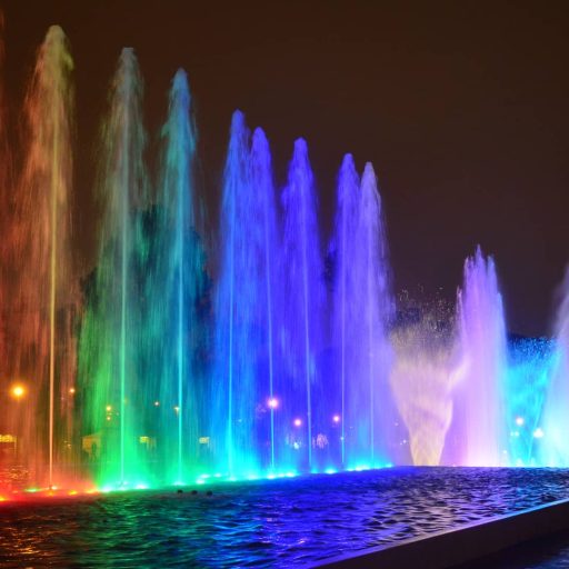 circuito-magico-del-agua-y-cena-show-waman-adventures-peru-lima-peru-1